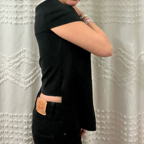 Gloria Coelho Off-Shoulder Top - Picture 3 of 8